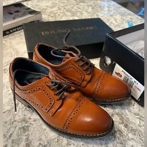 Little boy dress shoes size 13